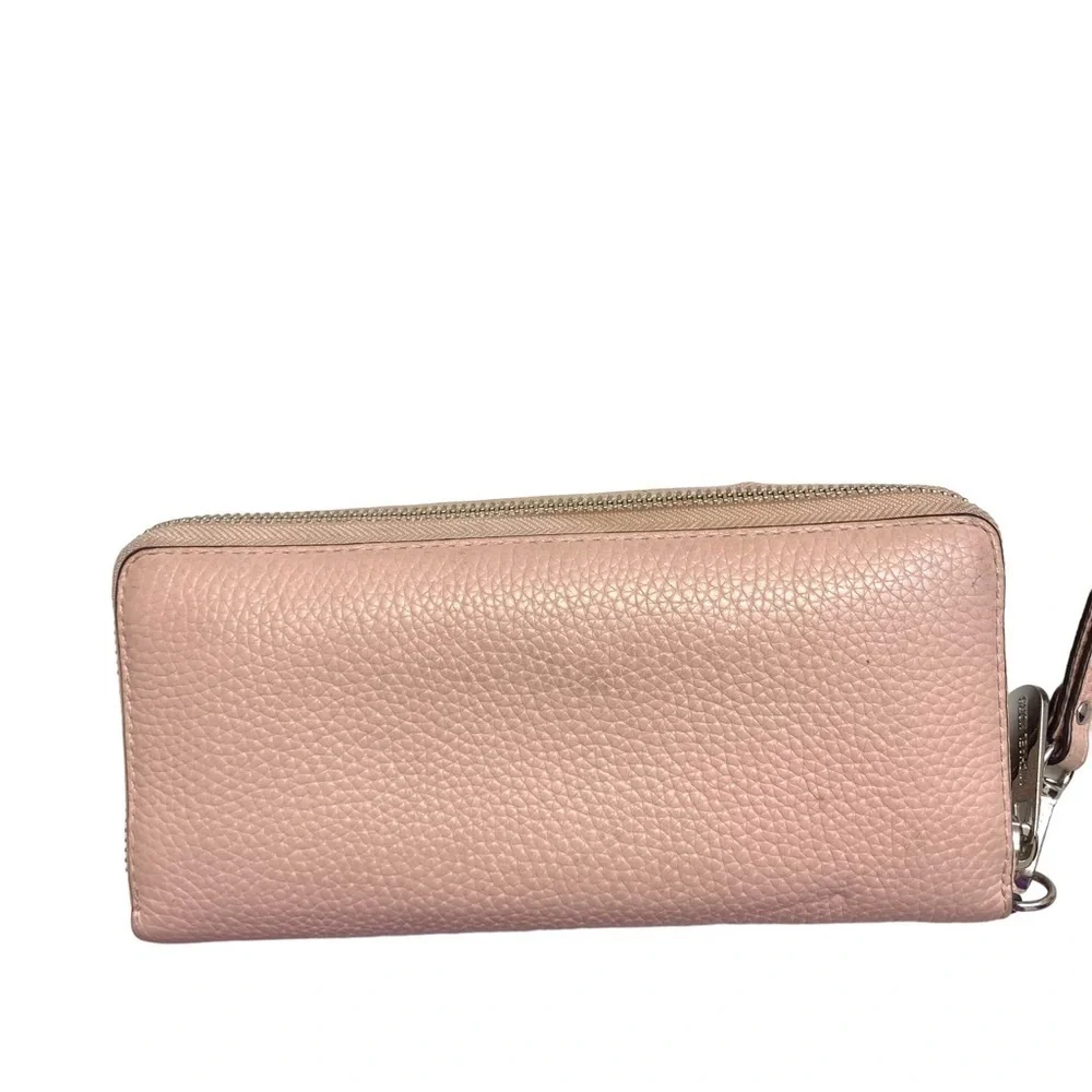 Michael kors pink leather zipper wristlet clutch bag